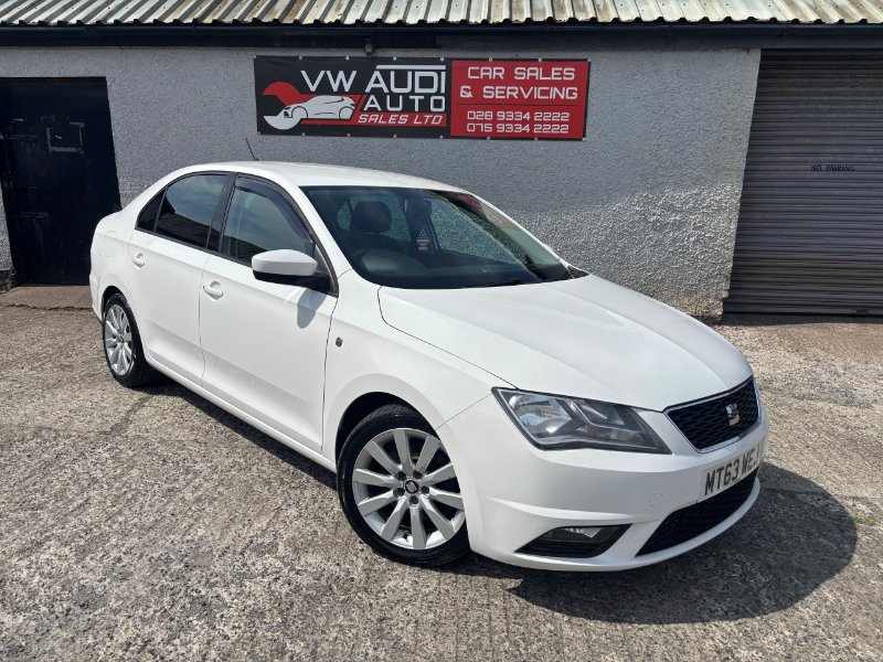 White SEAT Toledo 1.6 TDI Ecomotive CR SE Hatchback 5dr Diesel Manual Euro 5 s/s Nav 105 ps
