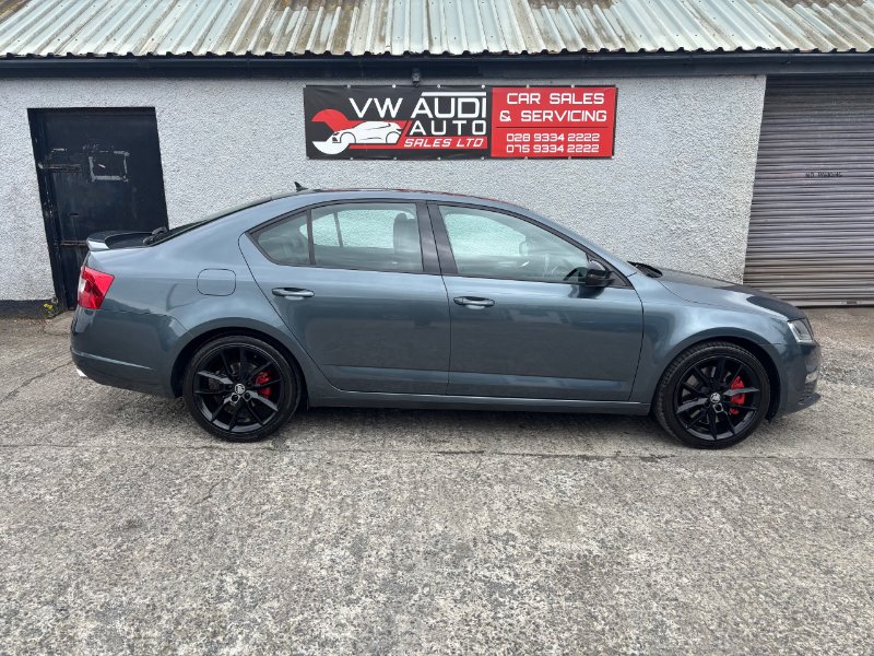Grey 2015 Skoda Octavia 2.0 TDI vRS Hatchback 5dr Diesel Manual Euro 5 s/s 184 ps in Ballyclare