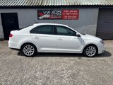 White 2014 SEAT Toledo 1.6 TDI Ecomotive CR SE Hatchback 5dr Diesel Manual Euro 5 s/s Nav 105 ps in Ballyclare