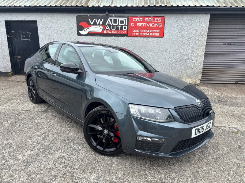 Grey Skoda Octavia 2.0 TDI vRS Hatchback 5dr Diesel Manual Euro 5 s/s 184 ps