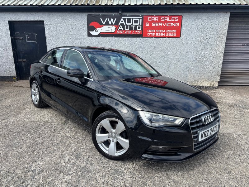 Black Audi A3 1.6 TDI Sport Saloon 4dr Diesel S Tronic Euro 6 s/s Nav 110 ps