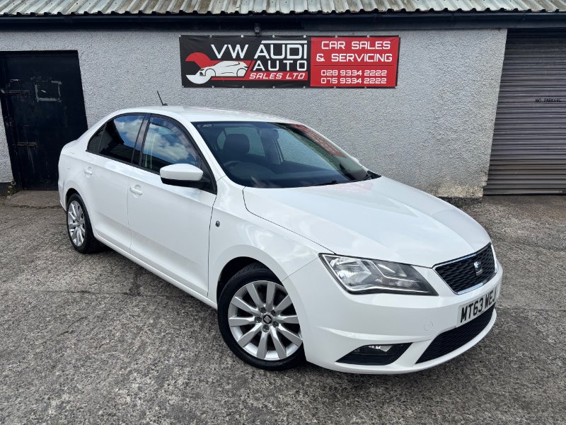White SEAT Toledo 1.6 TDI Ecomotive CR SE Hatchback 5dr Diesel Manual Euro 5 s/s Nav 105 ps