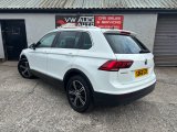 2016 Volkswagen Tiguan SUV 2.0 TDI BlueMotion Tech SE Navigation SUV 5dr Diesel Manual Euro 6 s/s 150 ps